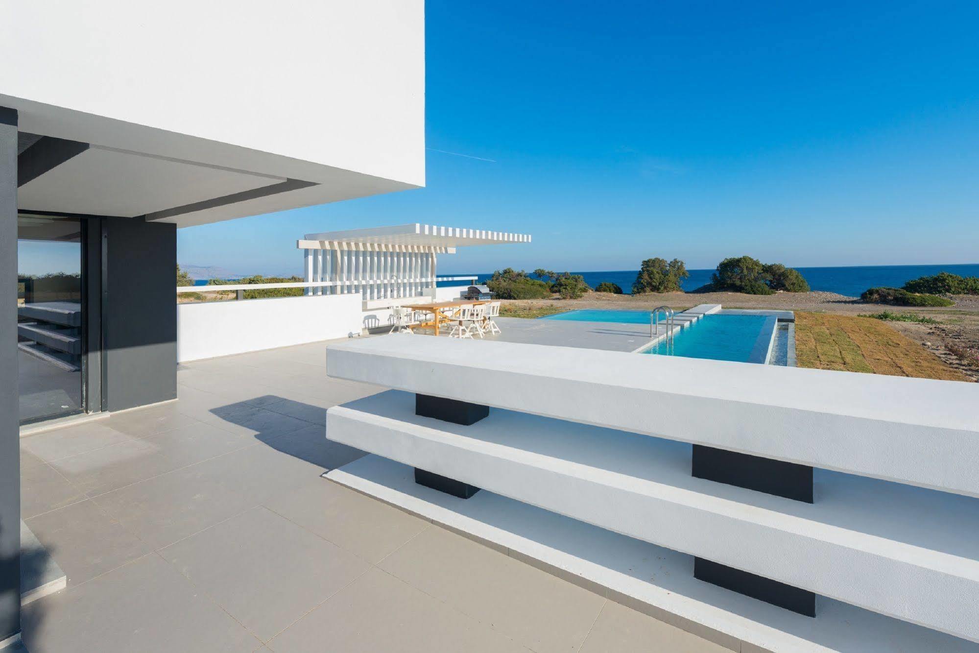 Albatross Beach Front Villas 겐나디 외부 사진